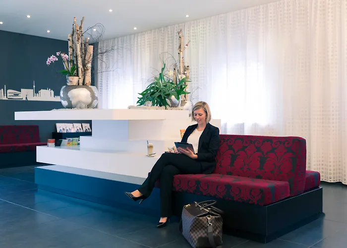 Otel Scandic Europaviertel Stuttgart