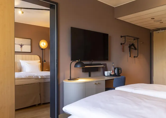 Otel Scandic Europaviertel 4*