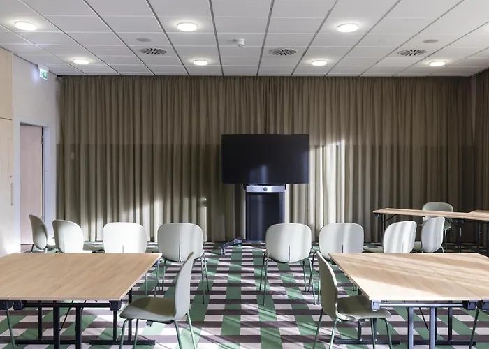 Scandic Europaviertel 4*