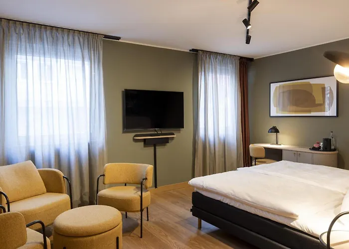 Scandic Europaviertel Hotel 4*