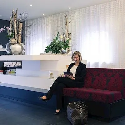 Scandic Europaviertel Hotel 4*