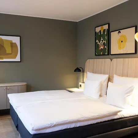 Hotel Scandic Europaviertel 4*