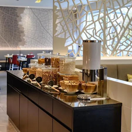 Hotel Scandic Europaviertel 4*